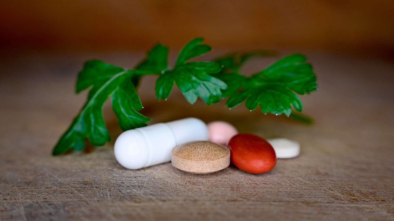 vitamins-gd10b0310f_1920